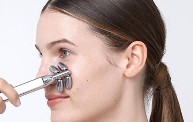 The Stress Relieving Eye Treatment
