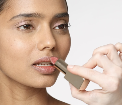 How to Create a Luminous Holiday Look