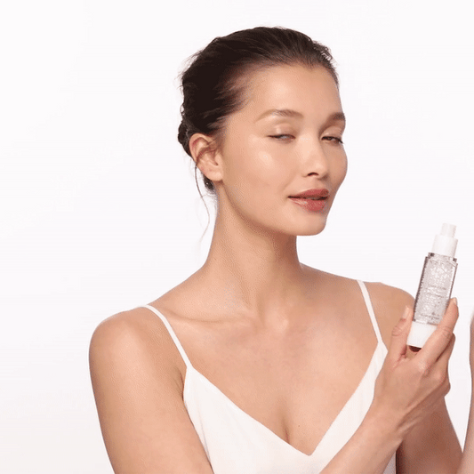 products/vital-essence-chantecaille.gif
